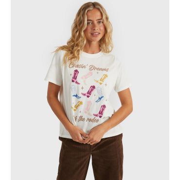 Women's Clothing White Chasing Dreams T-Shirt Custard New Look