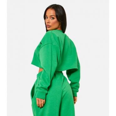 Missy Empire Green Round Neck Printed Crop Sweatshirt New Look