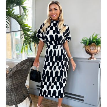 Women's Black and White Print Midi Dress AX Paris New Look