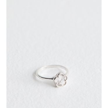 Silver Tone Flower Ring New Look