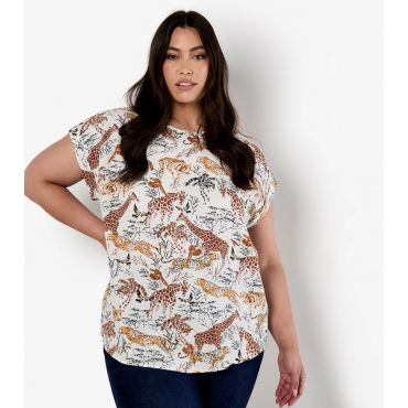 Women's Curve Off White Animal Print T-Shirt Apricot New Look