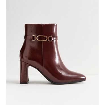 Women's Wide Fit Burgundy Faux Leather Chain Trim Ankle Boots New Look