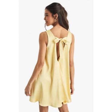 boohoo Femmes Robe Portefeuille en Satin Texture a Encolure Échancree et Dos Noue | Citron | Taille: 38