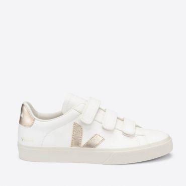 Veja Recife Chrome-Free Leather Trainers - UK 2