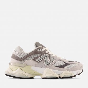 New Balance Unisex 9060 Suede and Mesh Trainers - UK 10