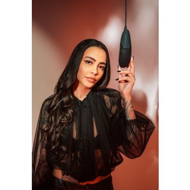 Womanizer Next Pleasure Air Clitoral Suction Stimulator x Naomi Lareine - Amorana