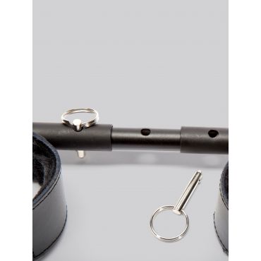 Bondage Boutique Extendable Spreader Bar with Leather Cuffs - Amorana