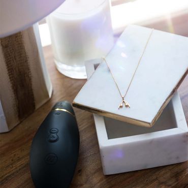 Womaniser Clitoris Necklace - Amorana