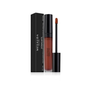 Rouge à lèvres liquide mat Drama EXTREME MATTE 124