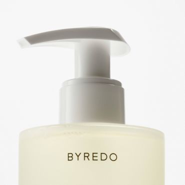 La Tulipe Body Wash - 225ml - Light And Nourishing Texture - Iconic And Delicate Scents - BYREDO