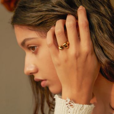 Dissymmetry Heart-Shaped Opening Ring