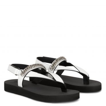 Giuseppe Zanotti HYDRA CHAIN Womens Flats White