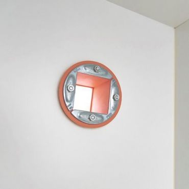Jiwa - Kaapeliläpivienti pacabli paloluokiteltuun akkuhyllyyn