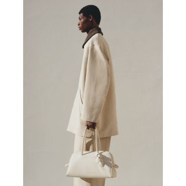Jacquemus - The Turismo - Light Ivory