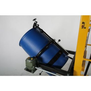 Tynnyrinostin kallistustoiminnolla käsipumpulla - 450 kg kapasiteetti - 210 L tynnyreille - Keltainen teräs