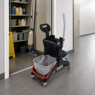 Numatic - Siivousvaunut MMT1616B - 32L Musta ReFlo - Ergonominen 2 Sankoa