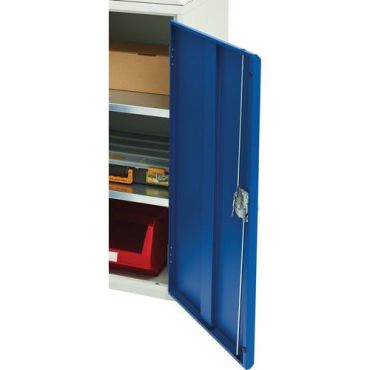 Bott - Vahva kaappi lokerikoilla 800x350x2000 mm 45 lokeroa