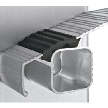 Zarges - Yksiosainen tikas SaferStep L - 6 askelmaa 1,94 m - Alumiini 150 kg kuormitus 30 % kierrätettyä materiaalia