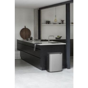 Brabantia - Roskakori Touch BO 60L - Matta ruostumaton teräs - Soft-Touch avaus