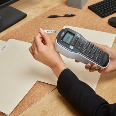 Dymo LabelManager 160P tarratulostin - Kompakti ja helppokäyttöinen - Käyttää D1-nauhoja 6 9 12 mm